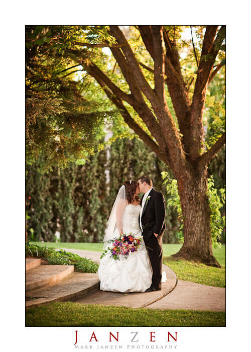 Bethany + Josh - A Wolf Lakes W...